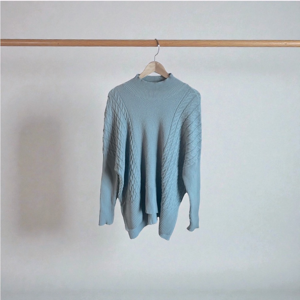 MAX STUDIO Blue Cable Knit Sweater